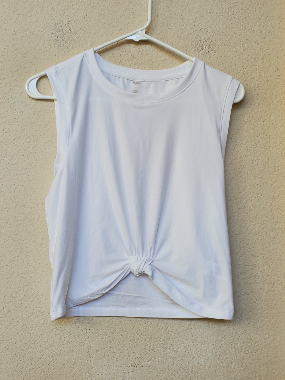 Beyond Yoga White Knot-Front Muscle Tee. Size Small